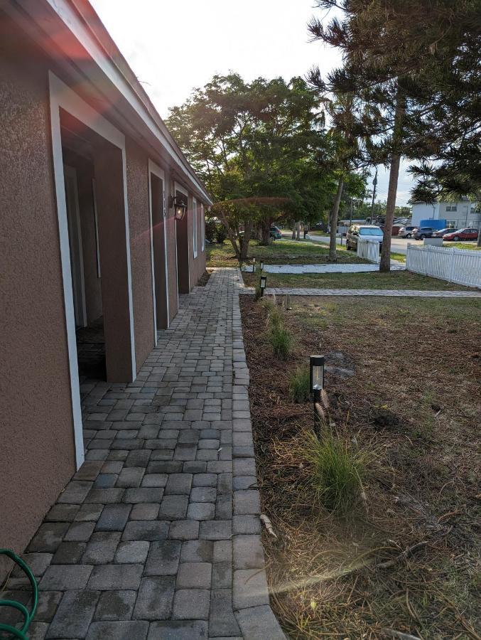 Charming & Cozy Lagoon Retreat - Steps From River - Parking Titusville Exterior foto
